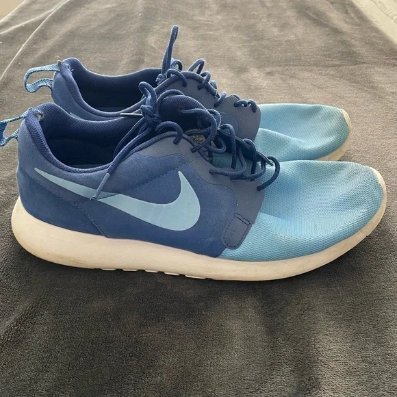Nike | Shoes | Nike Roshe Run Mens Size 5 Blue Shoes | Poshmark display picture 3